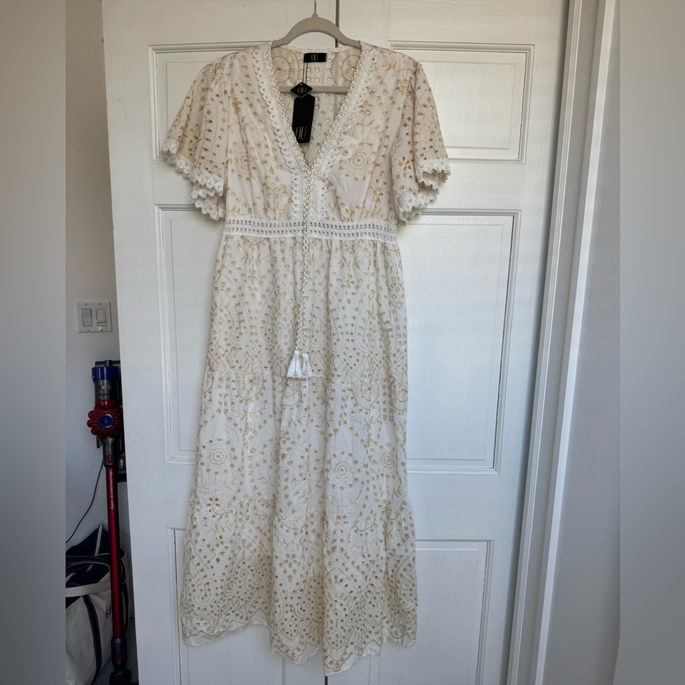 NWT Boho White Embroidered Maxi Dress with Tassel Tie
